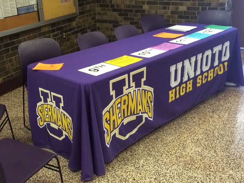 unioto high school table throw