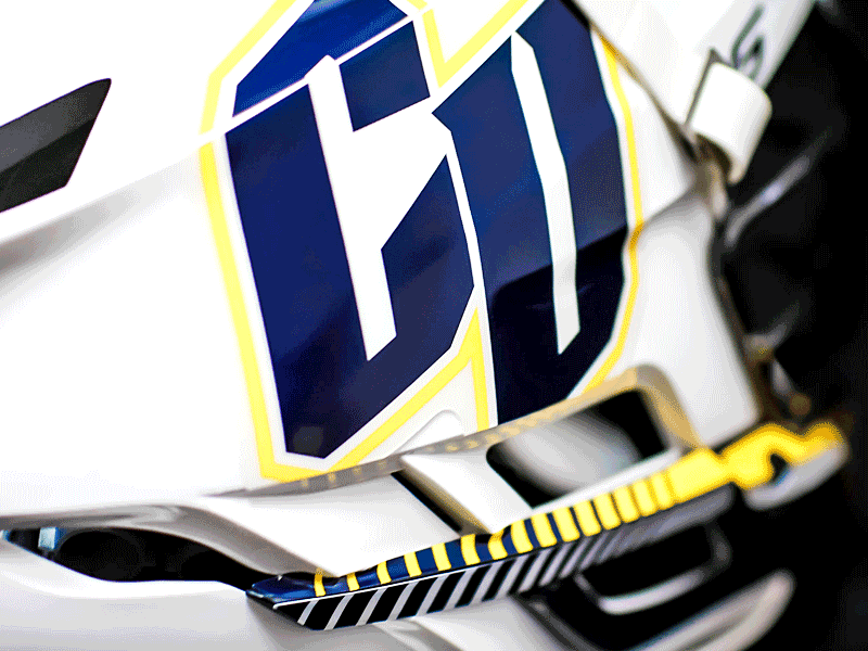 blue yellow stripe jaw decals on white cascade s helmet